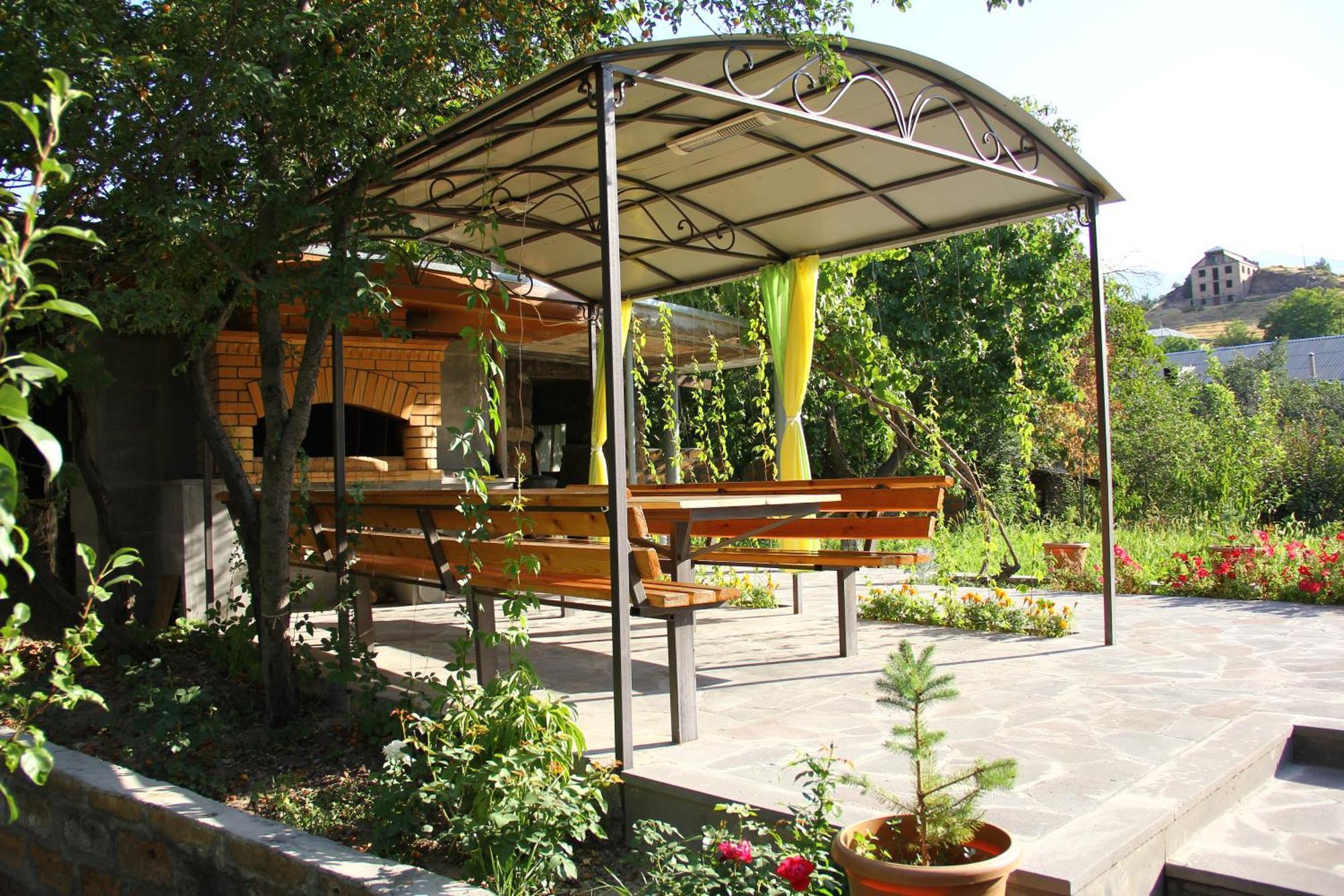 Guest House Hasmik Yeghegnadzor Exteriör bild