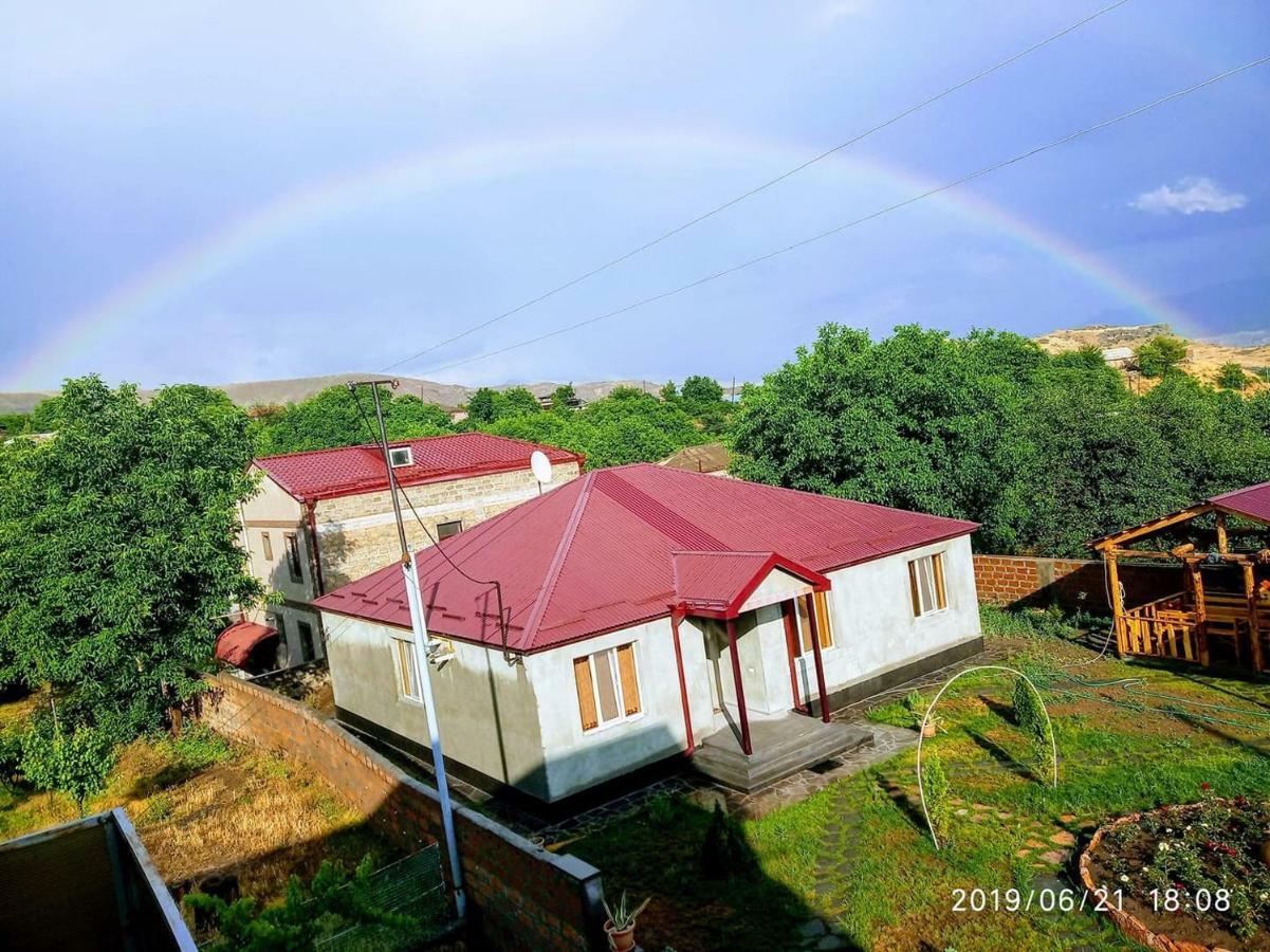 Guest House Hasmik Yeghegnadzor Exteriör bild